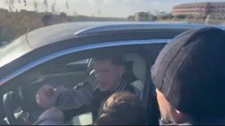 Primo allenamento per Mazzocchi: selfie e autografi con i tifosi a Castel Volturno