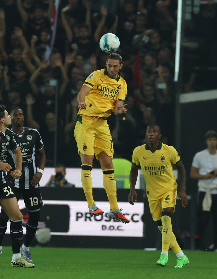 (Photo by Claudio Villa/AC Milan via Getty Images) Milan, due mosse importanti: l’innesto di Rabiot ed il lavoro di Allegri- immagine 2