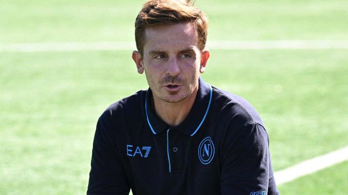 UFFICIALE – Tedesco lascia il Napoli Primavera: “Un onore rappresentare la città” UFFICIALE – Tedesco lascia il Napoli Primavera: “Un onore rappresentare la città” - immagine 1