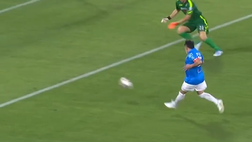 Napoli Legends, non poteva mancare il pocho Lavezzi: in gol anche l’argentino – VIDEO