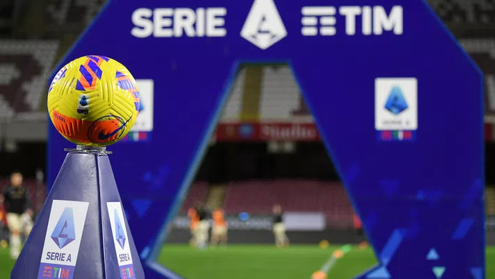 Novità Var in Serie A e Coppa Italia: grafiche sui maxischermi e spiegazione in diretta - immagine 1