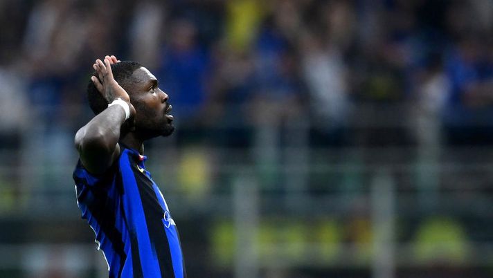 Inter, Thuram regala la maglia al figlio di Inzaghi. Poi l’appello a Dazn: “Per favore…” - immagine 1
