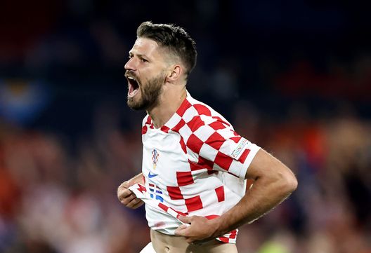 Giornataccia per Petkovic: prima sbaglia il rigore, poi gli annullano il gol- immagine 2