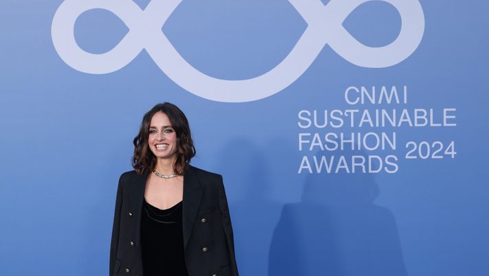 MILAN, ITALY - SEPTEMBER 22: Matilde Gioli attends the CNMI Sustainable Fashion Awards 2024 during the Milan Womenswear Spring/Summer 2025 at Teatro Alla Scala on September 22, 2024 in Milan, Italy. (Photo by Vittorio Zunino Celotto/Getty Images) Matilde Gioli moderna Mrs. Doubtfire in ‘Fatti vedere’: “Film ci dice tante cose sull’amore” - immagine 1