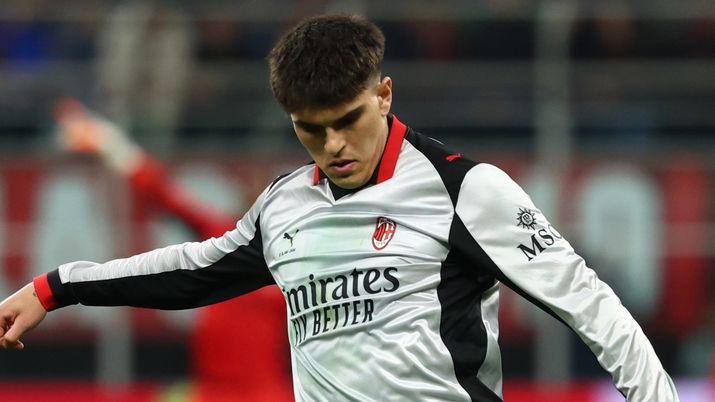 Davide Bartesaghi (difensore AC Milan), qui durante Milan-Torino 3-2 (Serie A 2025-2026) | News (Getty Images) Milan, Bartesaghi: 'Voglio migliorarmi giorno dopo giorno: Allegri, allenatore e persona top'