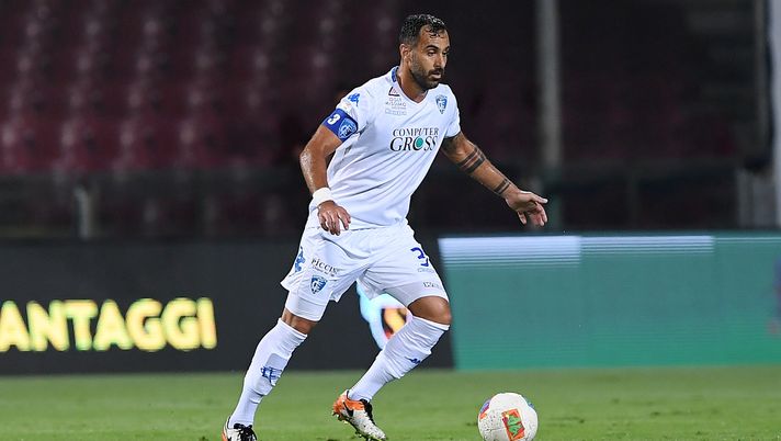 SALERNO, ITALY - JULY 24: Domenico Maietta of FC Empoli during the serie B match between US Salernitana and FC Empoli at Stadio Arechi on July 24, 2020 in Salerno, Italy. (Photo by Francesco Pecoraro/Getty Images for Lega Serie B) Maietta: “Buongiorno con Conte può diventare un campione. Rrahmani si è ritrovato” - immagine 1