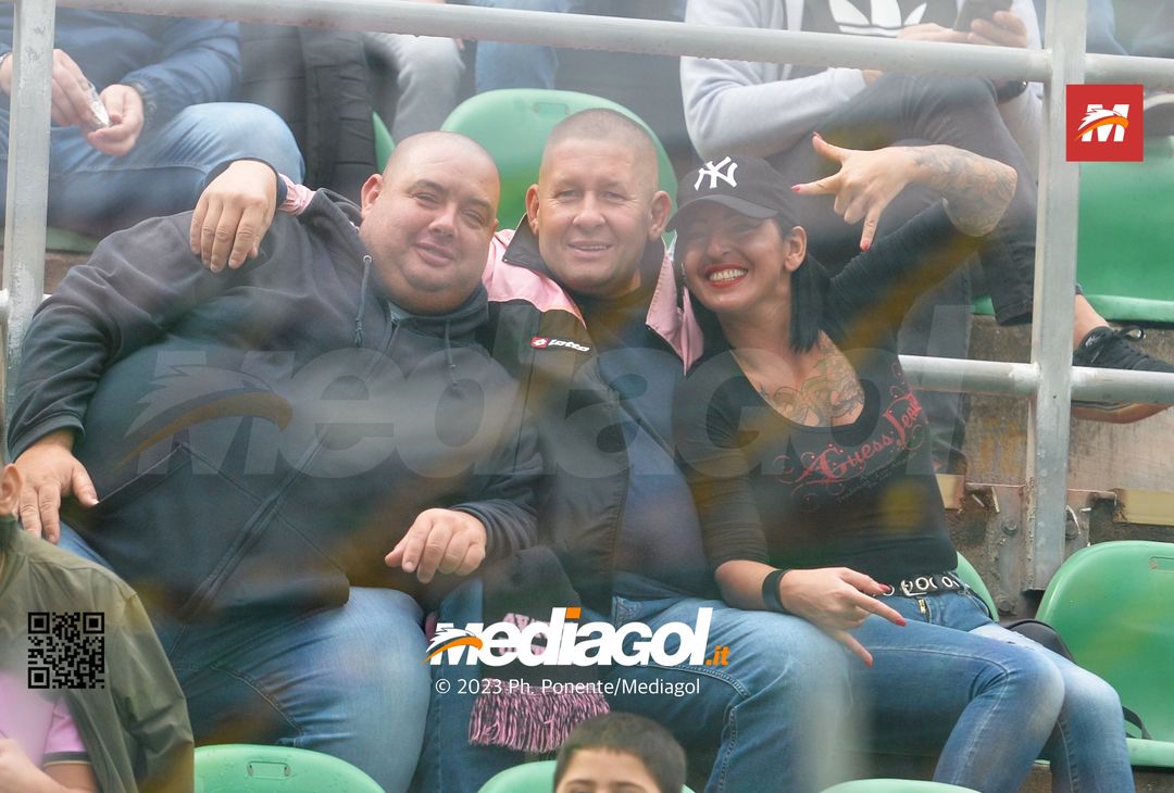 FOTOTIFO Palermo-Cittadella 0-1, gli scatti ai tifosi al “Renzo Barbera” (GALLERY) - immagine 68