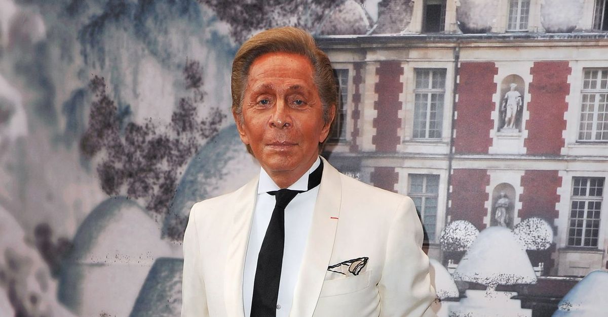 Lutto nel mondo della moda: si è spento all’età di 93 anni lo stilista Valentino