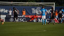 Napoli-Arezzo 0-2, gli highlights del match: azzurri ko all’esordio IL VIDEO
