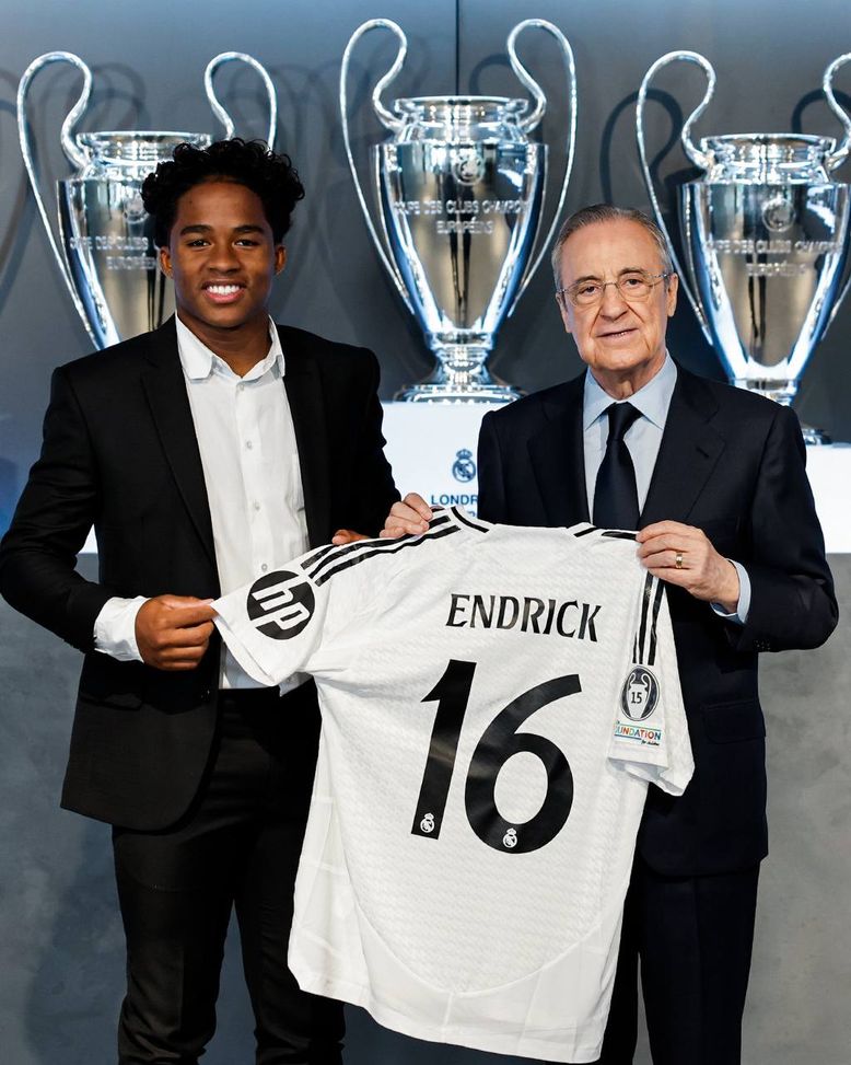 Real Madrid, presentato Endrick tra le lacrime: avrà il numero 16- immagine 2