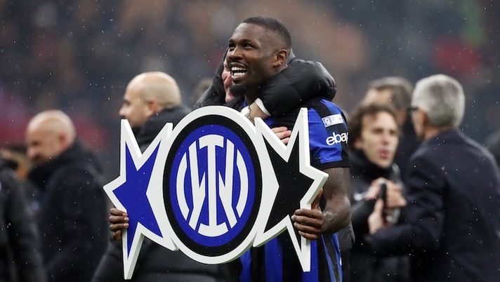 Thuram a Zhang: “Io e Calhanoglu costati meno di una pizza: ora un regalo”. Il presidente risponde così - immagine 1