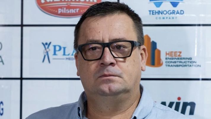 Assurdo in Bosnia, il presidente caccia l’allenatore e tutti i calciatori: il motivo - immagine 1