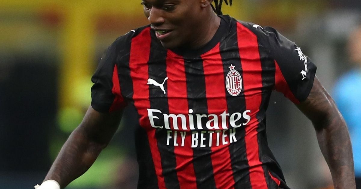 Mastroianni sulla difesa del Milan: “I tre centrali sono agevolati da questo aspetto. Su Leao…” Mastroianni sulla difesa del Milan: “I tre centrali sono agevolati da questo aspetto. Su Leao…”