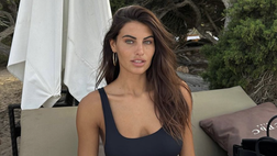 Carolina Stramare lascia senza fiato: il look risalta il lato B da capogiro