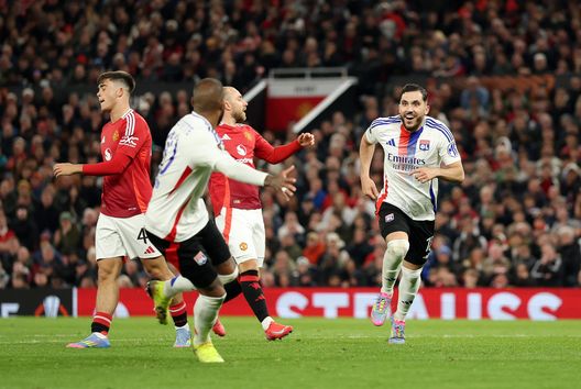 Cherki dopo il gol a Old Trafford. (Foto di Carl Recine/Getty Images) Cherki infiamma il derby di Manchester: “Voglio distruggere lo United”- immagine 3