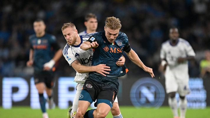 Hojlund spettatore non pagante, soffre l’assenza di De Bruyne: i voti dei quotidiani- immagine 2