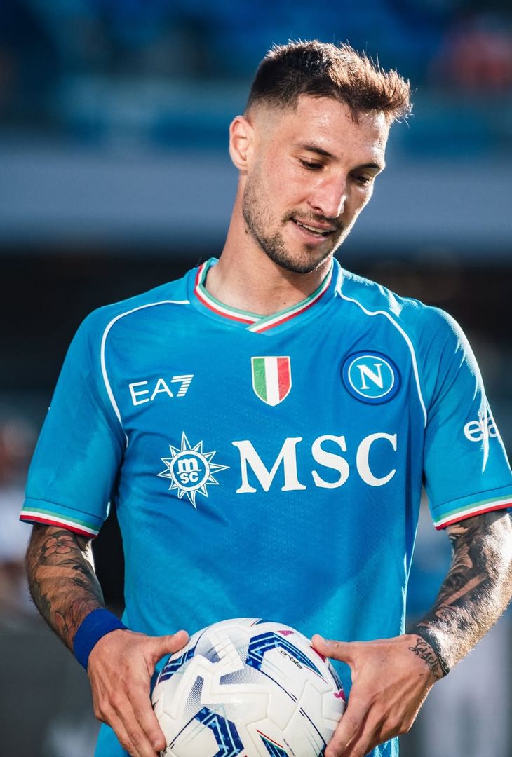 Il Napoli ricorda le sfide passate contro il Lecce: quante emozioni vissute – LE FOTO - immagine 7