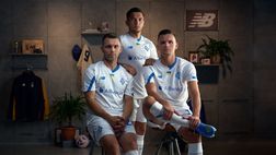 Dinamo Kiev, ecco le nuove maglie: nello spot i tifosi si riparano da un attacco russo