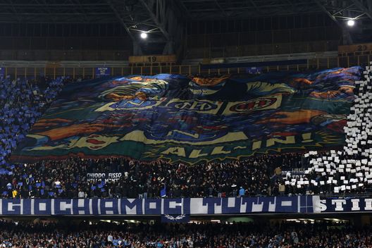 Napoli-Milan, coreografia spettacolare in Curva A! LA FOTO- immagine 2