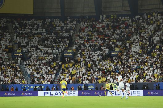 Vista generale all'interno dello stadio durante la partita della Saudi Pro League tra Al-Nassr e Al-Hilal allo stadio Al-Awwal il 1 novembre 2024 a Riyadh, Arabia Saudita Pioli e CR7 contro Jesus e Koulibaly: domani alle 20, il Derby di Riyadh fra Al Hilal e Al Nassr- immagine 2
