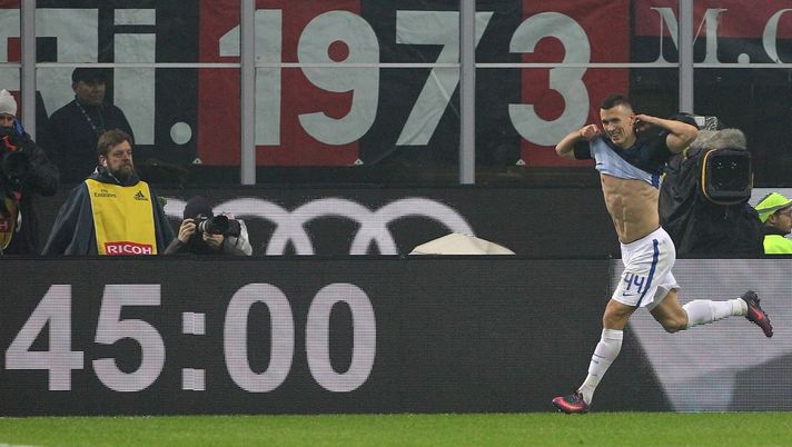 Derby, Perisic: “In bocca al lupo Inter”. Nella foto ci sono 2 stelle e…Pioli - immagine 1