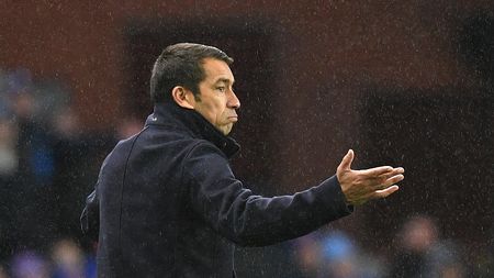 Il nuovo tecnico del Besiktas è Giovanni van Bronckhorst