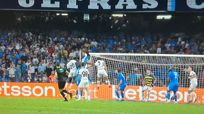 VIDEO Napoli-Parma 2-1, Anguissa svetta di testa e la ribalta in extremis! - immagine 1