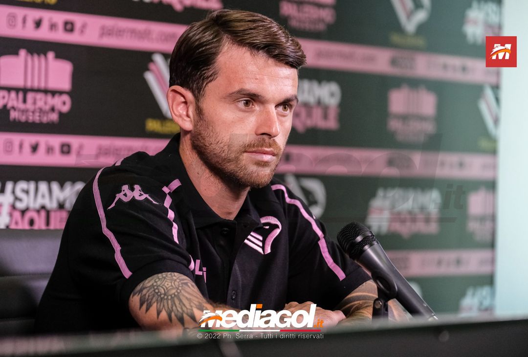 FOTO RITIRO PALERMO, Matteo Brunori in conferenza stampa (Gallery) - immagine 14