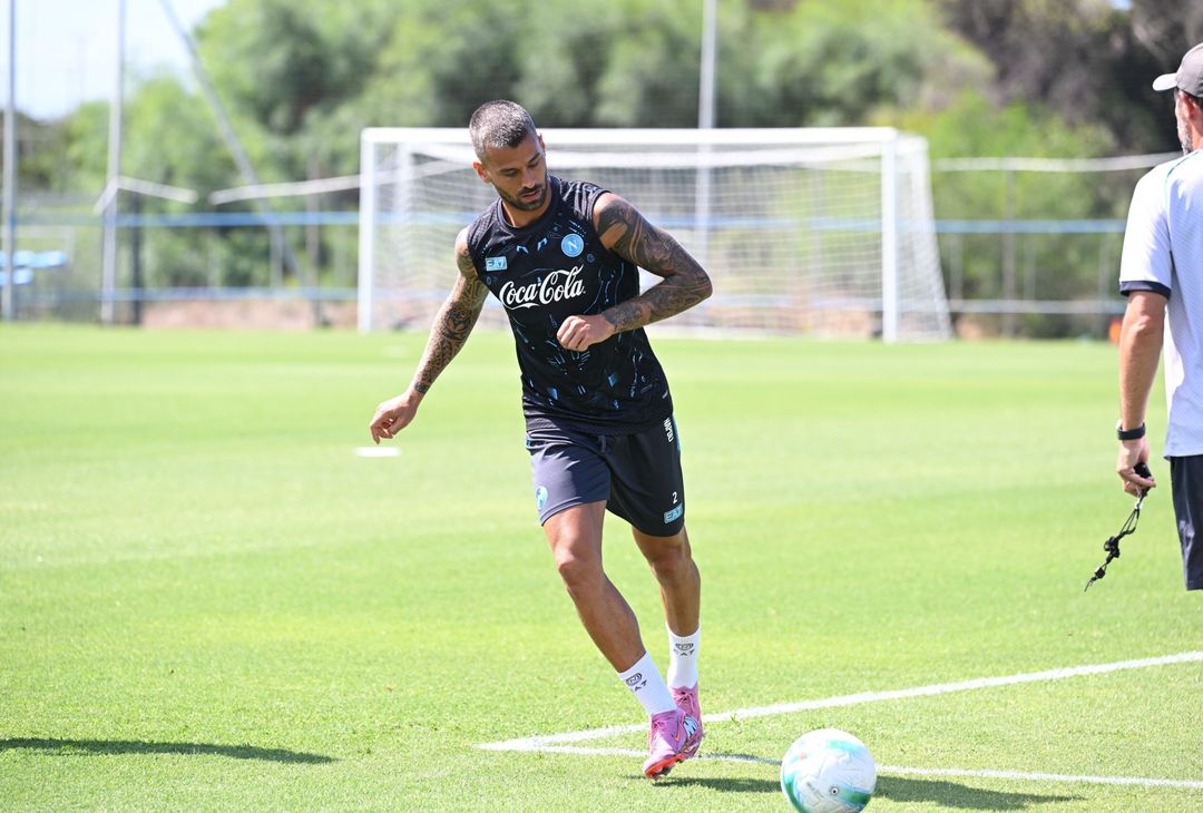 Grinta e sorrisi a Castel Volturno, il Napoli prepara il match col Cagliari GALLERY - immagine 7