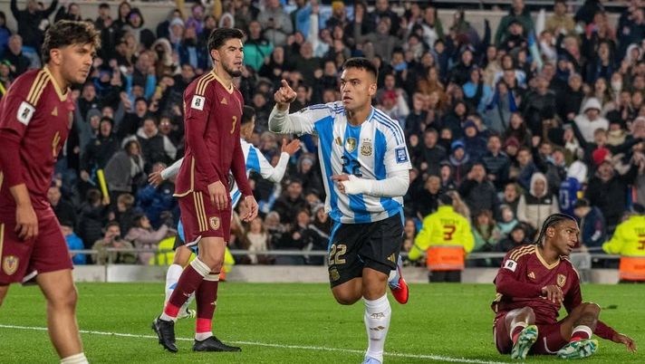 Argentina, Lautaro Martinez stacca Maradona: è tra i migliori della storia – GdS Argentina, Lautaro Martinez stacca Maradona: è tra i migliori della storia – GdS - immagine 1