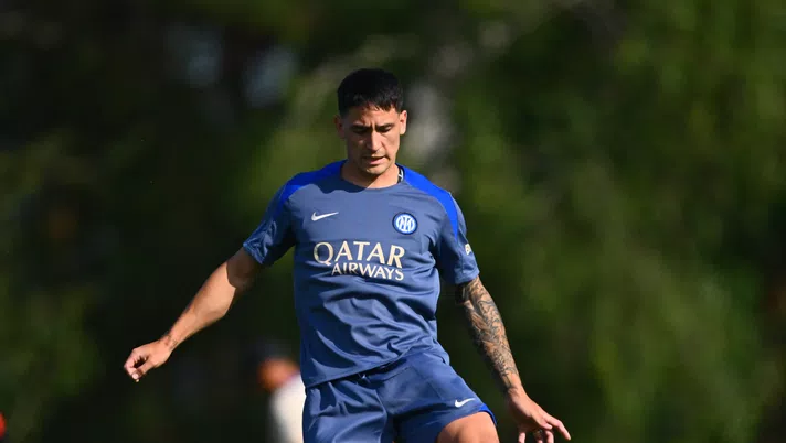 Inter, vicina un’uscita. Accordo col Brest per Satriano: le cifre. Manca il sì del giocatore - immagine 1