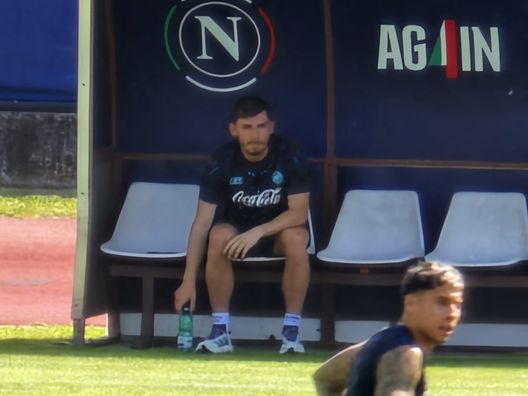 Dimaro day 3: tanta tattica offensiva questa mattina. Applausi per KDB e Lucca. Beukema a bordocampo - immagine 4