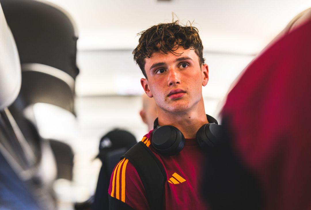 In partenza per Pisa: la Roma si prepara alla sfida – FOTO GALLERY - immagine 6