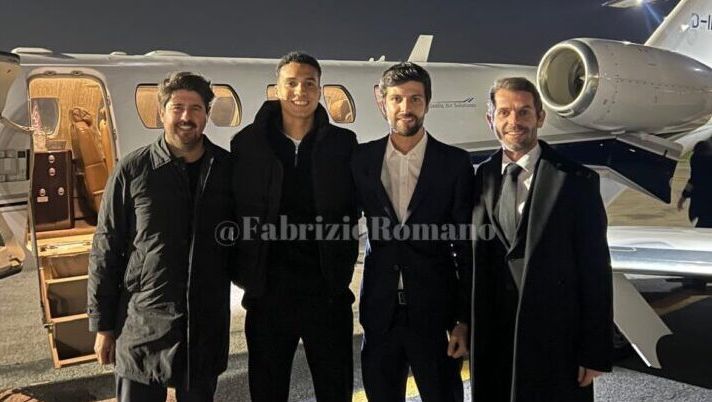 Juve, la prima foto di Alberto Costa: arriva a Torino per le visite mediche e la firma Juve, la prima foto di Alberto Costa: arriva a Torino per le visite mediche e la firma - immagine 1