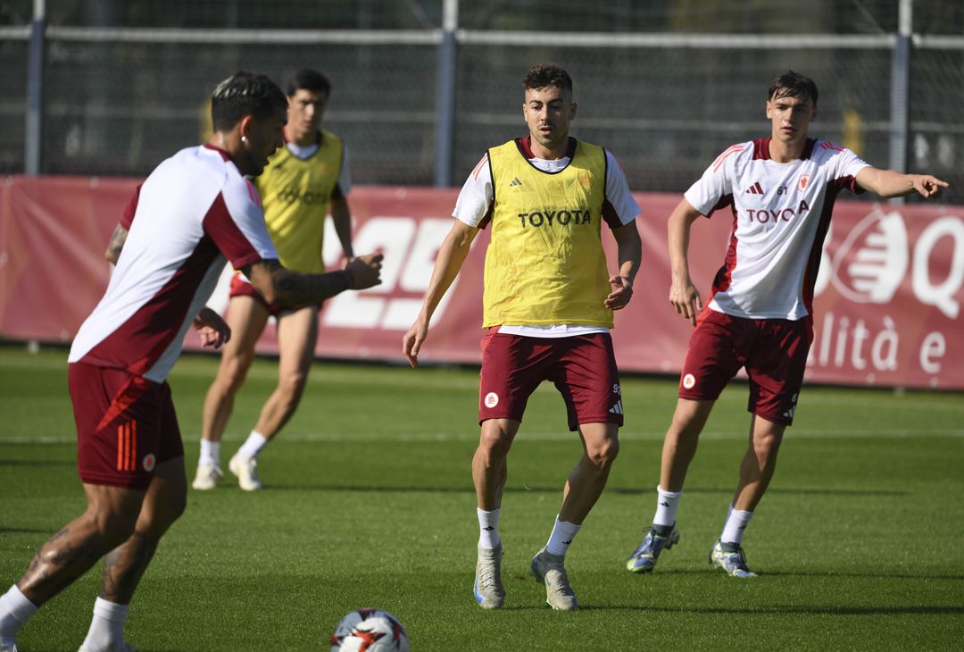 Roma, l’allenamento a Trigoria a tre giorni dall’Europa League – FOTO GALLERY - immagine 9
