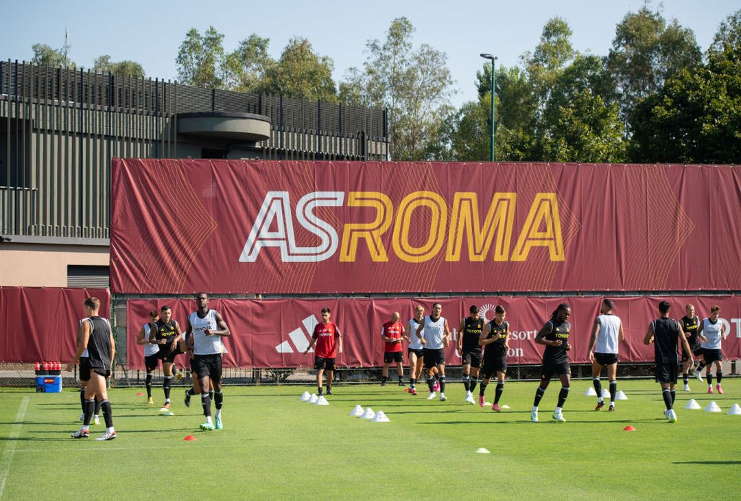 Roma, allenamento mattutino a Trigoria in vista dell’Hellas Verona – FOTO GALLERY - immagine 7