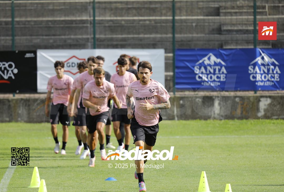 FOTO, Ritiro Palermo FC: la gallery del primo giorno di allenamenti a Chatillon - immagine 18