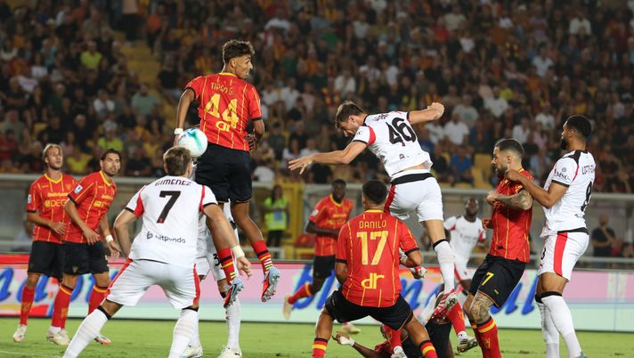 Gabbia Lecce Milan VAR