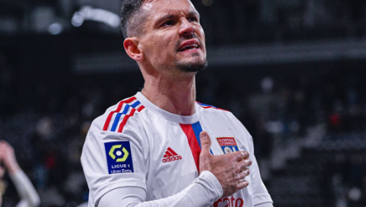 Dejan Lovren, difensore del Lione di Fabio Grosso - Photo by Official Instagram Dejan Lovren