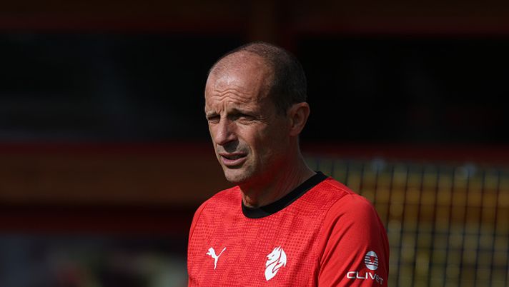 CAIRATE, ITALY - SEPTEMBER 12: Head coach AC Milan Massimiliano Allegri looks on during AC Milan training session at Milanello on September 12, 2025 in Cairate, Italy. (Photo by AC Milan/AC Milan via Getty Images)  Milan-Bologna