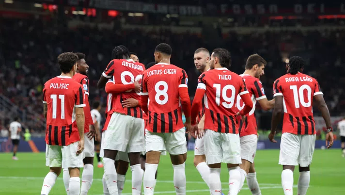 esultanza gol Abraham AC Milan Milan-Venezia 4-0 Serie A 2024-2025