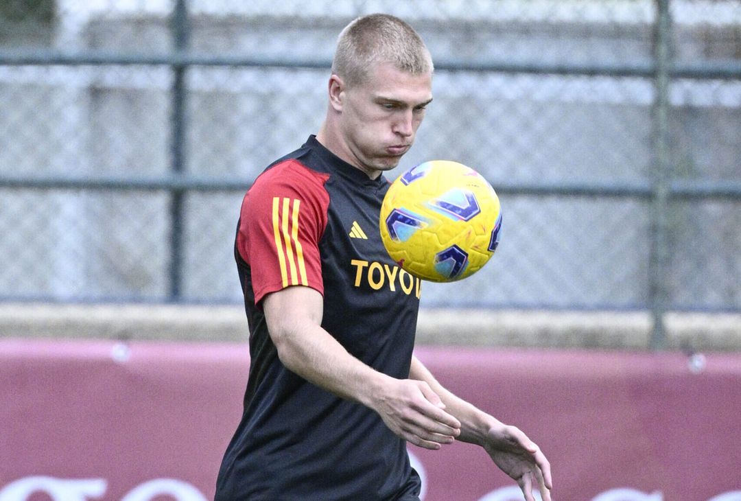 Trigoria, rifinitura prima di Roma-Monza: in gruppo Smalling – FOTO GALLERY - immagine 17