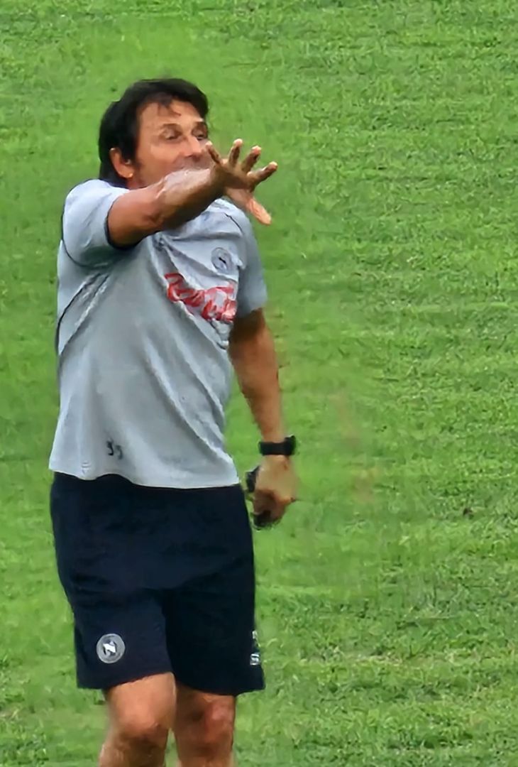 GALLERY Conte è oggi particolarmente furioso: che grinta per il tecnico azzurro! - immagine 6