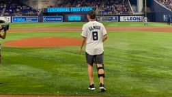 Gilmour torna tra gli applausi! Il centrocampista presente a Marlins-Rangers