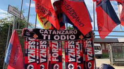 Cosenza, sciarpe e cori anti-Catanzaro: derby a distanza in coppa Italia…