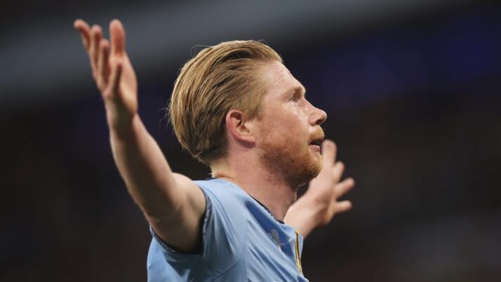 Napoli, terminate le visite mediche di De Bruyne: ha lasciato ora Villa Stuart - immagine 1