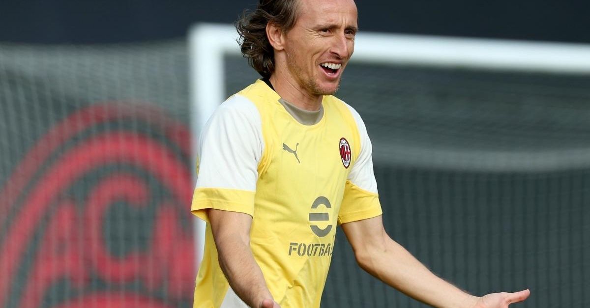 Brocchi: “Modric non mi sorprende. È uno dei pochi che avrei visto bene nel mio Milan” Brocchi: “Modric non mi sorprende. È uno dei pochi che avrei visto bene nel mio Milan”