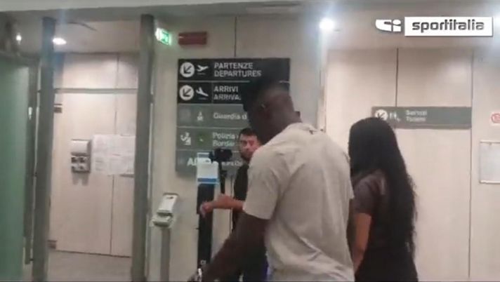 VIDEO / Onana lascia l’Italia per cominciare la sua avventura col Manchester - immagine 1