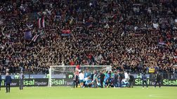 I tifosi del Cagliari alla squadra: “Vendichiamo il ’97. Toglietegli lo scudetto”