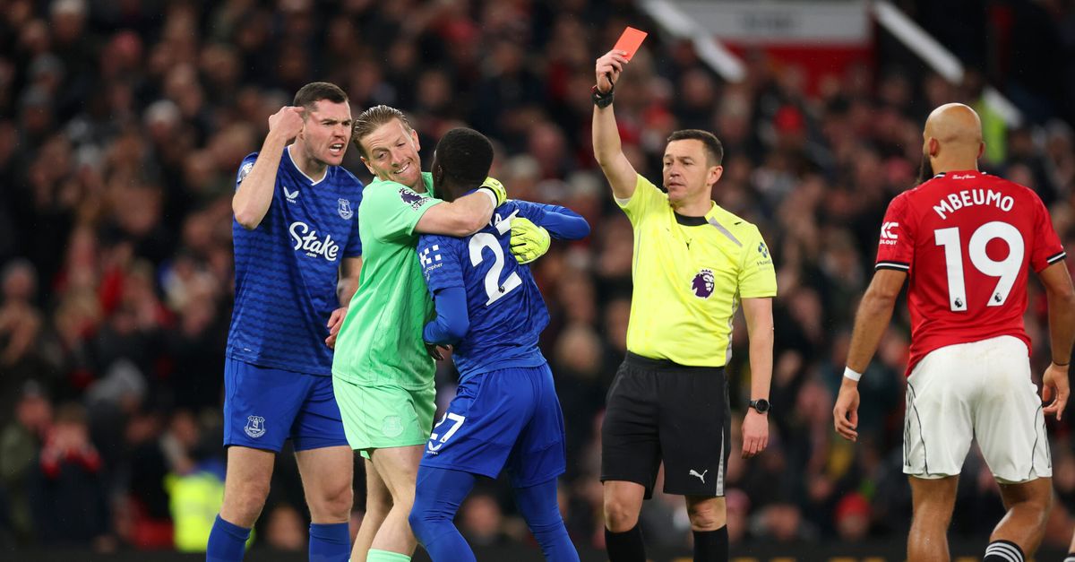 Rosso per uno schiaffo ma al compagno e Moyes approva: “Mi piace quando…”